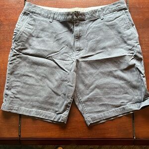 Men’s dockers shorts size 38
